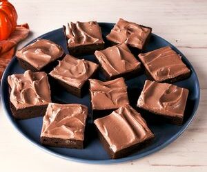 2-Ingredient Pumpkin Brownies