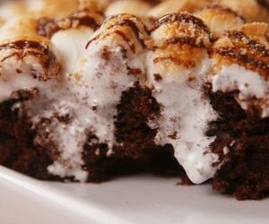 S’mores Poke Brownies