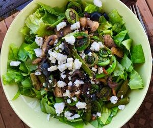 Fiddlehead Mushroom Salad, Dressed With Cannabis Infused Olive Oil — Steemit