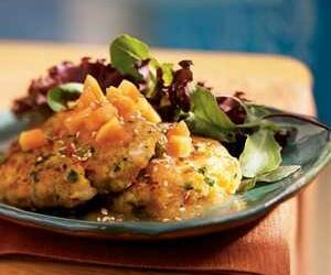 Coconut Curry Shrimp Cakes with Papaya-Lime Sauce