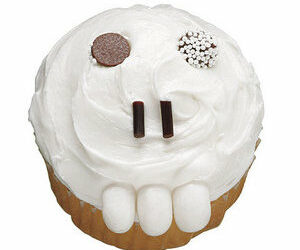 Toothy Skull Cupcake