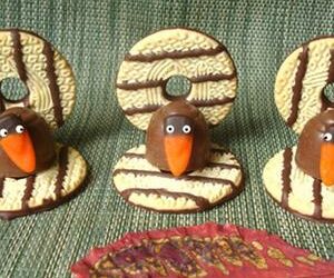 Cakespy: Thanksgiving Cookie Turkeys