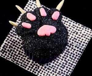Monster Paw Cupcakes