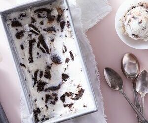 Cookies & Cream Frozen Yogurt