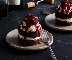 Mini Brownie Layer Cakes