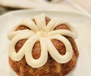 Apple and Butterscotch Mini Bundt Cakes